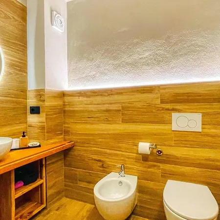 Pozzallo Giulietta - Maison Doc * Oulx
